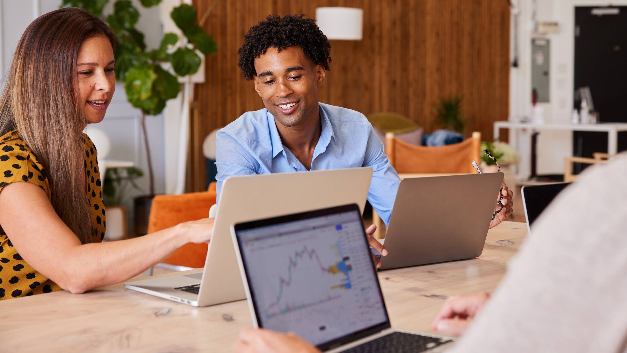 How to Conduct a Competitor Analysis in 30 Minutes (with a free downloadable worksheet!)